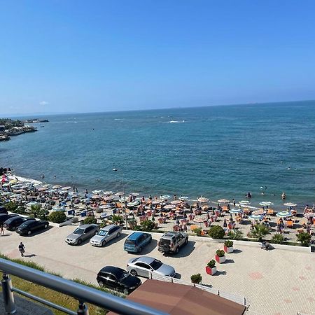 Hotel Ferrara Дуррес Екстер'єр фото